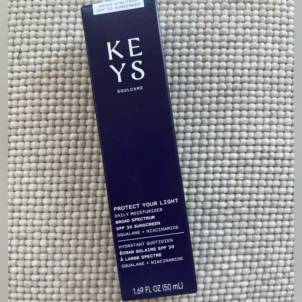 KEYS Protect your light Moisturizer. SPF 30